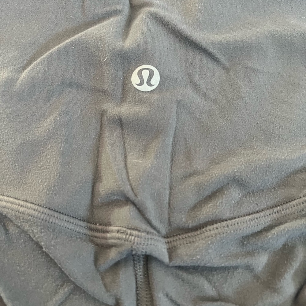 lululemon women’s athletica high rise 3/4 Leggings grey size 6 25” Above-Ankle - Picture 3 of 4